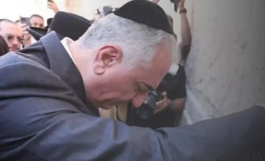 زيارة للبحث عن الحلم